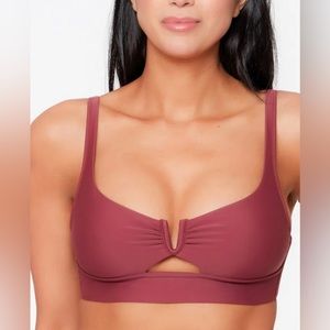 Bar III RED VELVET Banded V-Wire Bikini Swim Top with removable padding size L